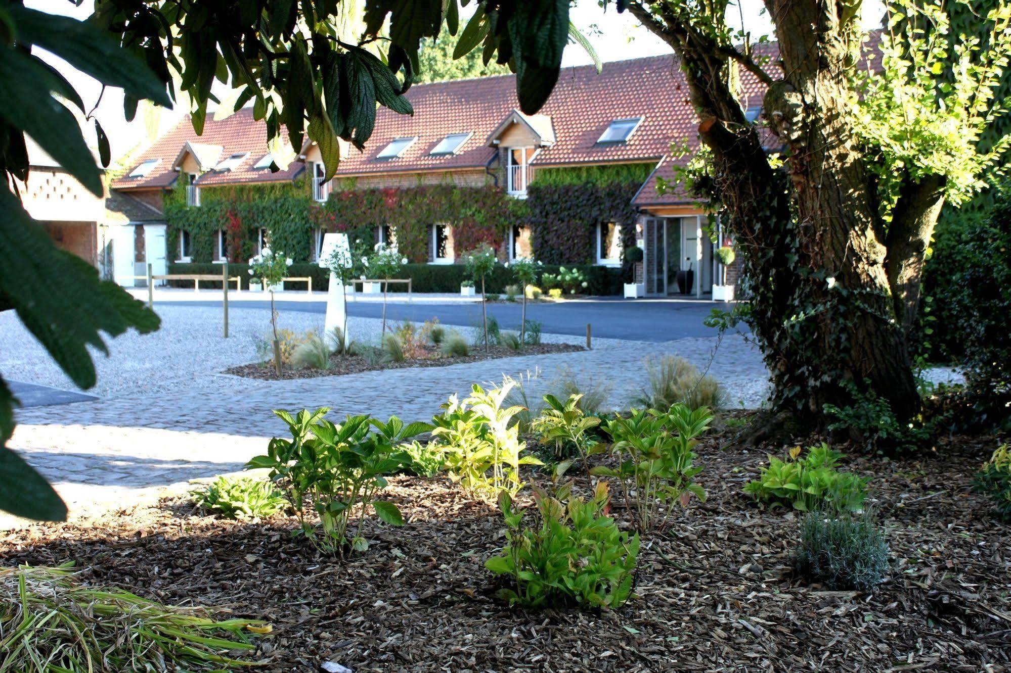 Logis Hotel & Restaurant - Le Manoir De Gavrelle Exterior photo